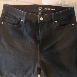 NEW YORK & CO BLACK HIGH-RISE SKINNY JEANS Size 14